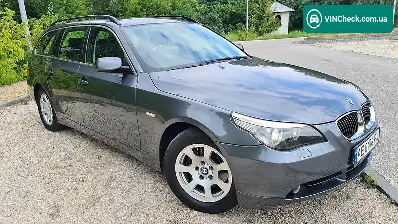 BMW 5 Series 2006, фото з оголошення 2 з 20, VIN WBANL51010CN08000