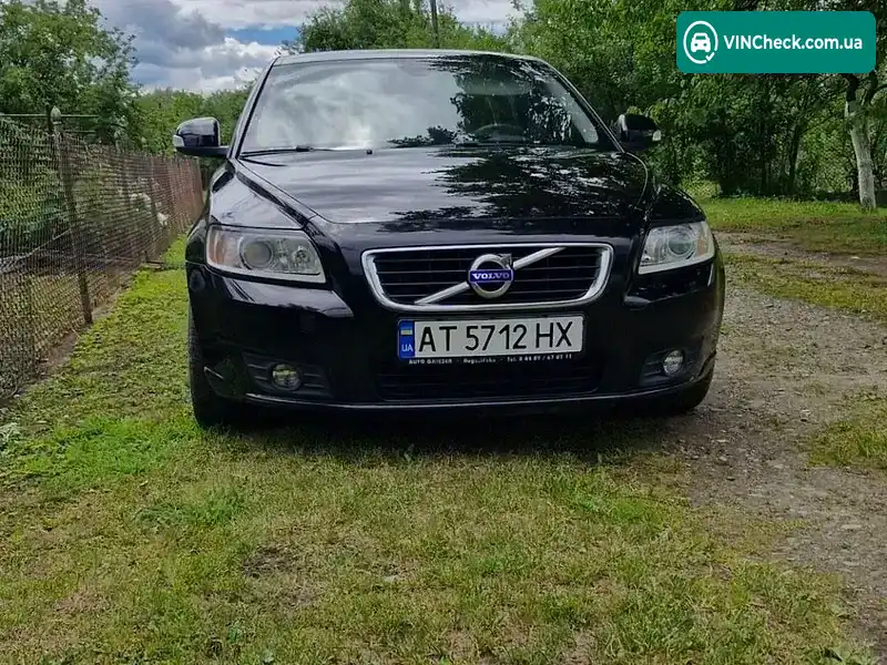 Volvo V50 2012, фото з оголошення 2 з 9, VIN YV1MW84E1C2700084