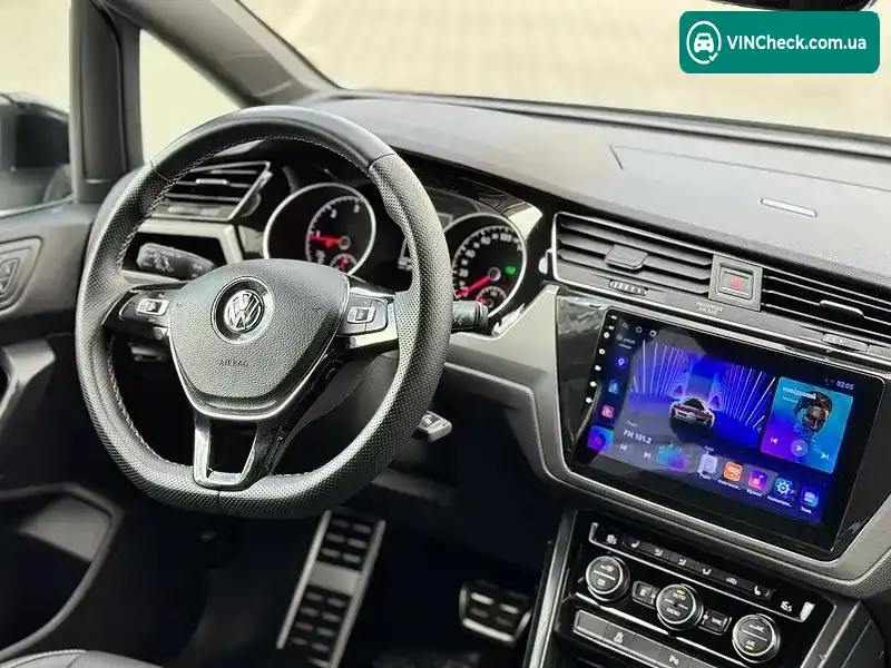 Volkswagen Touran 2017, фото з оголошення 2 з 20, VIN WVGZZZ1TZJW024813