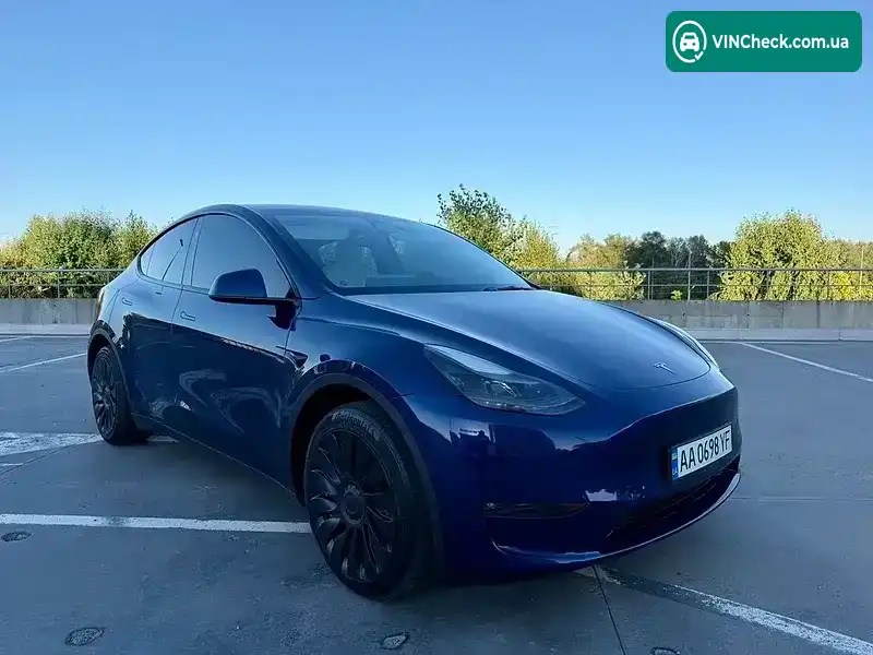 Tesla Model Y 2024, фото з оголошення 2 з 20, VIN 7SAYGAEE5RF995126