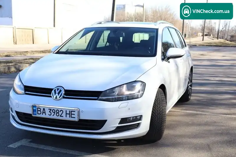 Volkswagen Golf 2013, фото з оголошення 1 з 20, VIN WVWZZZAUZEP541187