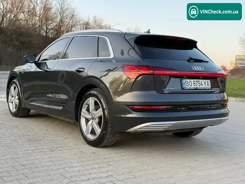 Audi e-tron 2020, фото з оголошення 2 з 21, VIN WAUZZZGEXMB013039