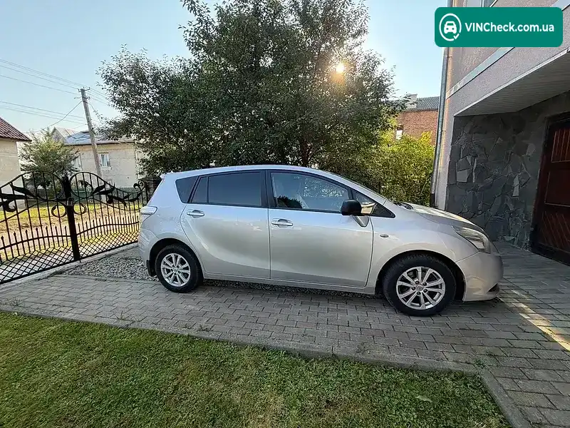 Toyota Verso 2011, фото з оголошення 2 з 9, VIN NMTDD26RX0R052254