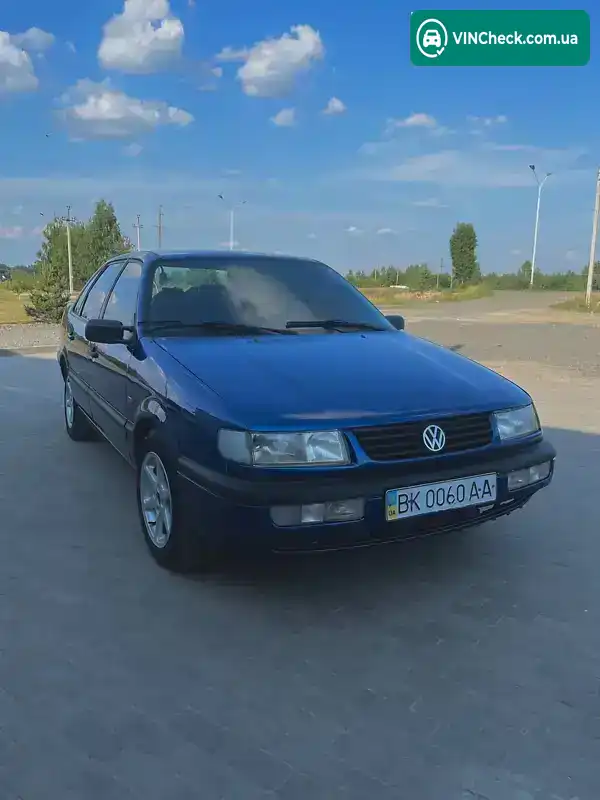 Volkswagen Passat 1996, фото з оголошення 1 з 12, VIN WVWZZZ3AZTE043859