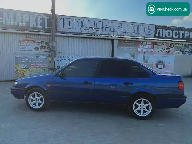 Volkswagen Passat 1996, фото з оголошення 2 з 12, VIN WVWZZZ3AZTE043859