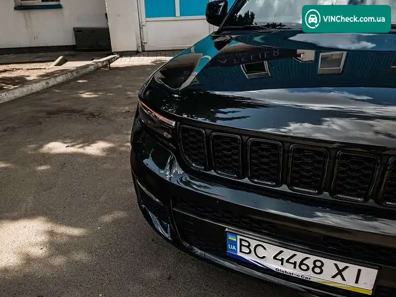 Jeep Grand Cherokee 2022, фото з оголошення 2 з 20, VIN 1C4RJKBG8P8709880