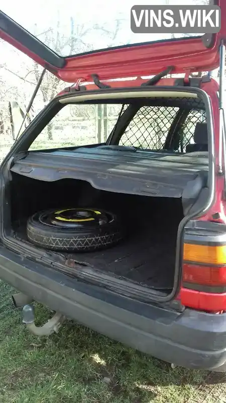 Volkswagen Passat 1989, фото з оголошення 2 з 9, VIN WVWZZZ31ZKE181073