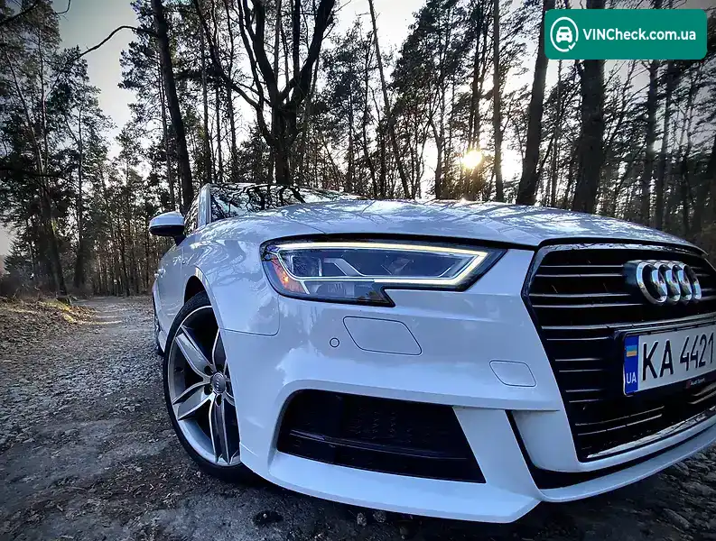 Audi A3 2018, фото з оголошення 2 з 20, VIN WAUGUGFF8J1072063