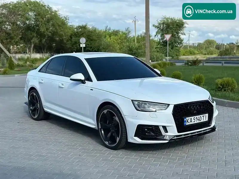 Audi A4 2018, фото з оголошення 1 з 20, VIN WAUKMAF48JN010418
