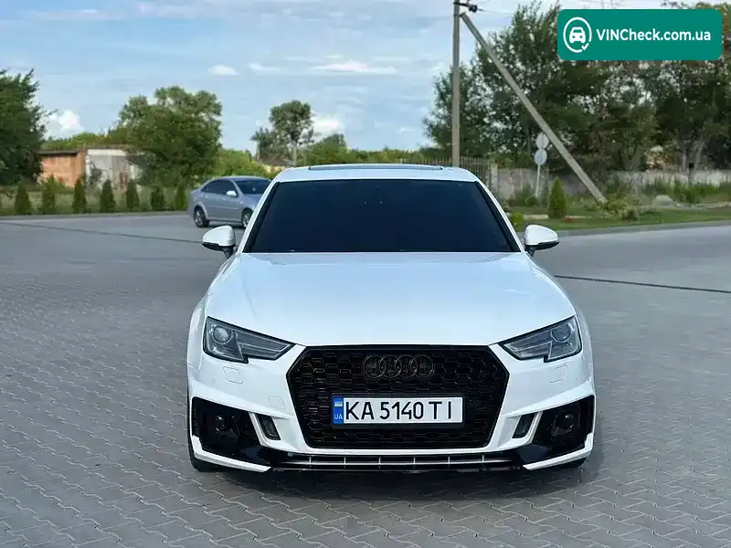 Audi A4 2018, фото з оголошення 2 з 20, VIN WAUKMAF48JN010418
