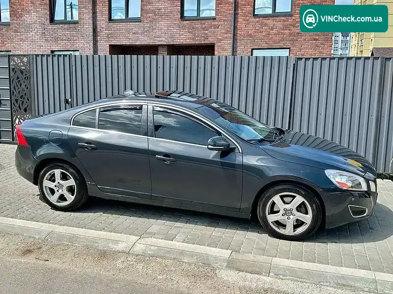 Volvo S60 2012, фото з оголошення 2 з 21, VIN YV1612FHXD2181452