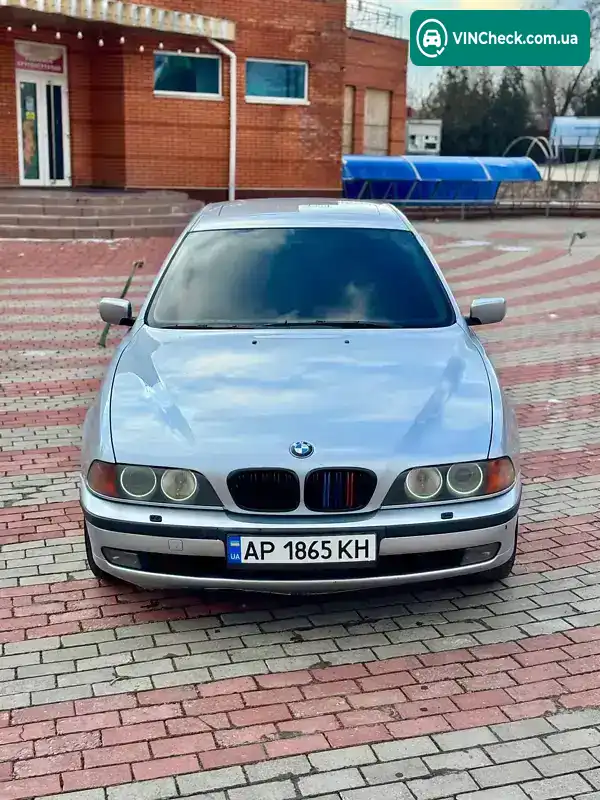 BMW 5 Series 1998, фото з оголошення 2 з 17, VIN WBADF71070BS52787