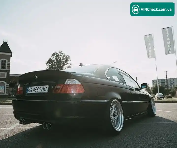 BMW 3 Series 2004, фото з оголошення 2 з 16, VIN WBABD11020JH96102
