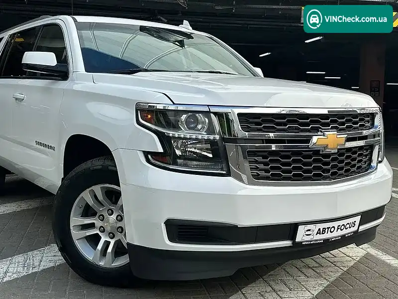 Chevrolet Suburban 2016, фото з оголошення 2 з 20, VIN 1GNSKGECXHR138299