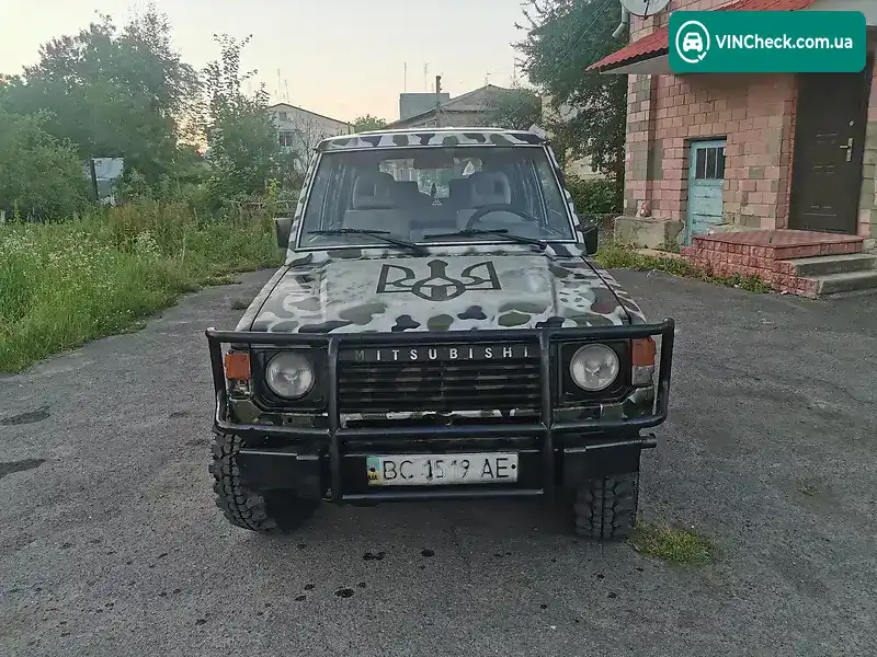 Mitsubishi Pajero 1987, фото з оголошення 1 з 13, VIN JMBL049GWHJ454193