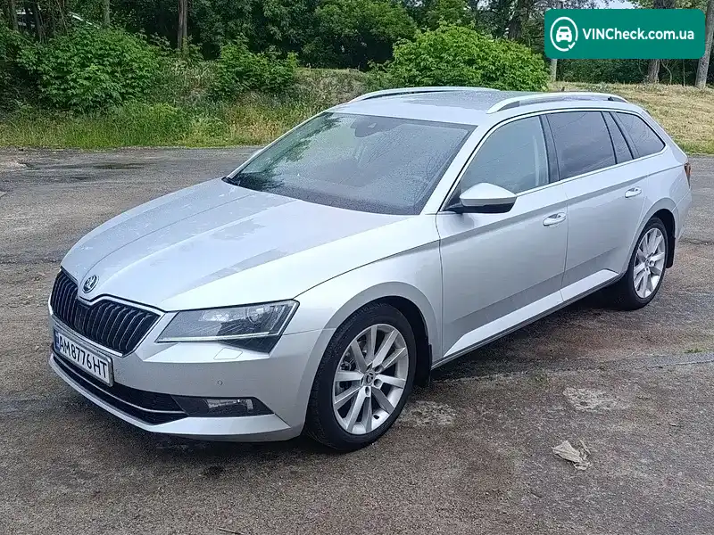Skoda Superb 2018, фото з оголошення 2 з 14, VIN TMBJH7NP0J7565448