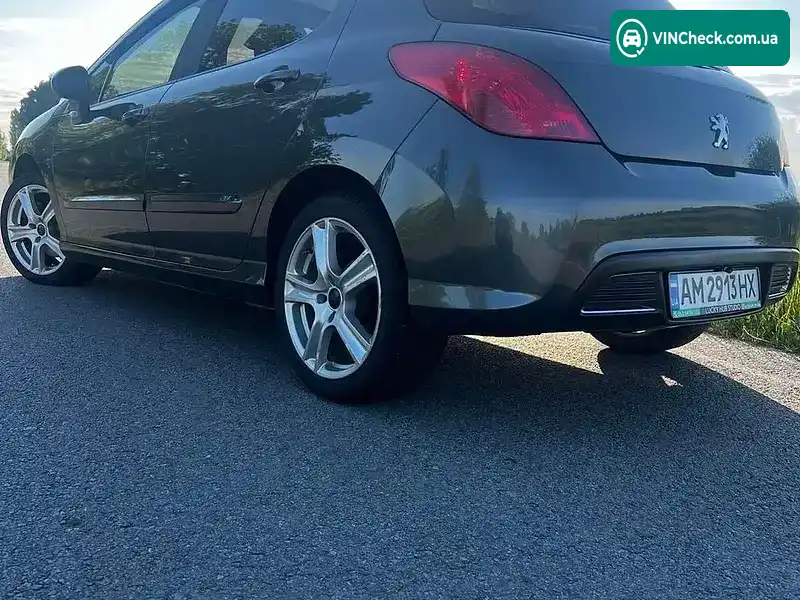 Peugeot 308 2008, фото з оголошення 2 з 13, VIN VF34C5FYH55262412