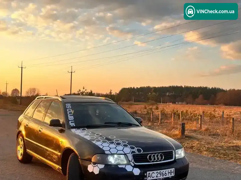Audi A4 2000, фото з оголошення 2 з 8, VIN WAUZZZ8DZ1A030901