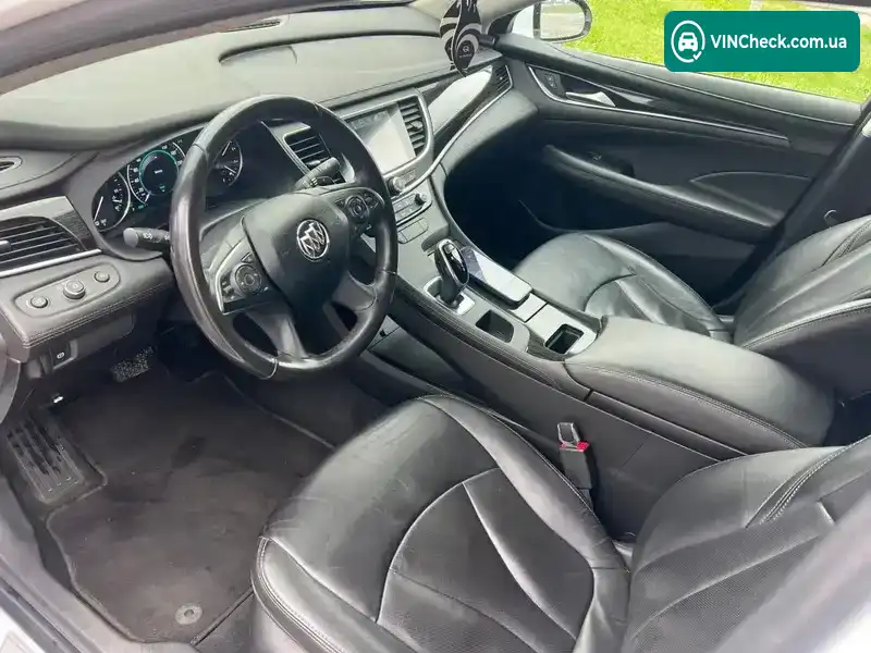 Buick LaCrosse 2018, фото з оголошення 1 з 21, VIN 1G4ZP5SZ2JU139130