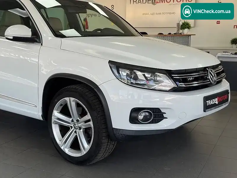 Volkswagen Tiguan 2016, фото з оголошення 2 з 20, VIN WVGBV7AX7GW075358