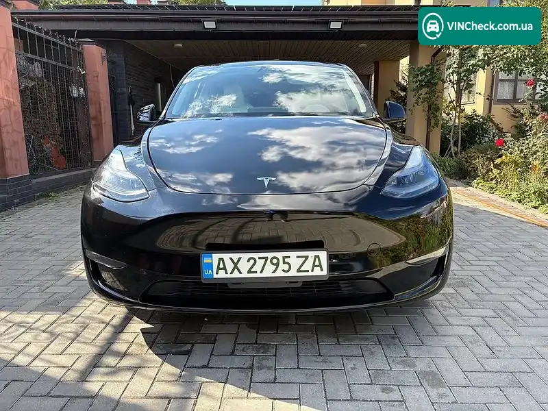 Tesla Model Y 2023, фото з оголошення 2 з 20, VIN 7SAYGDEF6PF694176