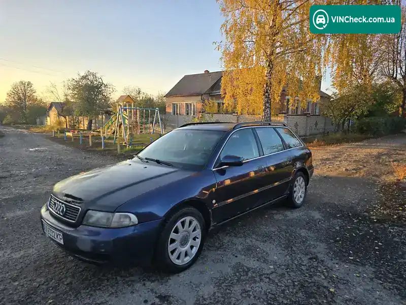 Audi A4 1997, фото з оголошення 1 з 16, VIN WAUZZZ8DZVA136688