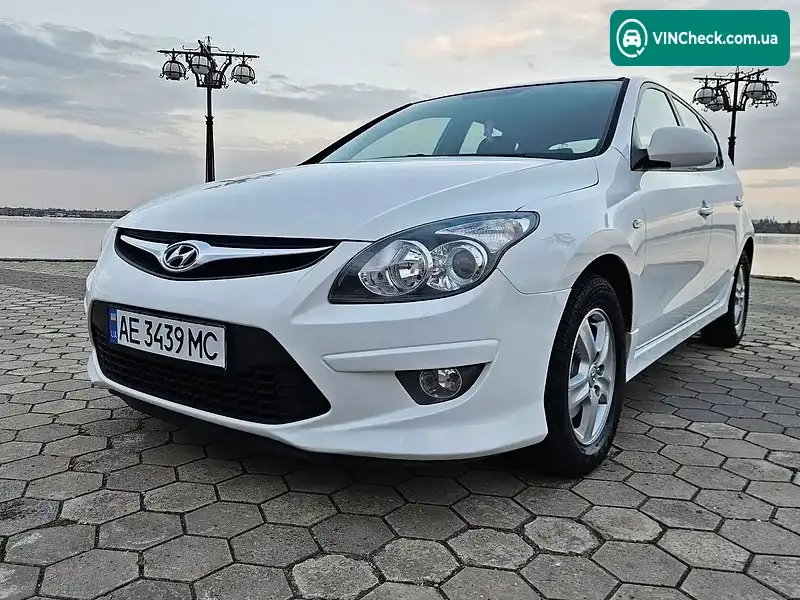 Hyundai i30 2011, фото з оголошення 1 з 20, VIN TMADB51SACJ219329