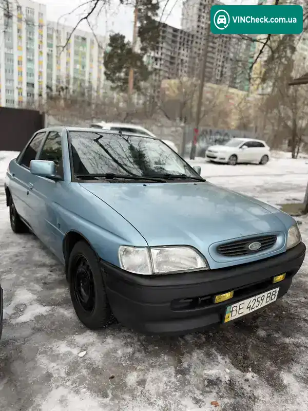 Ford Escort 1993, фото з оголошення 2 з 7, VIN WF0AXXGCAAPR05423