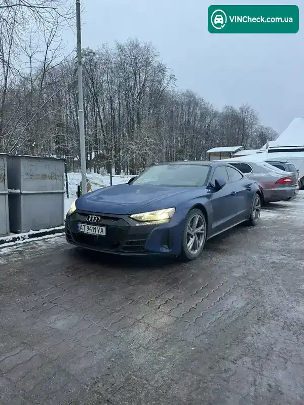 Audi e-tron GT 2021, фото з оголошення 2 з 13, VIN WAUFJBFW2N7006344