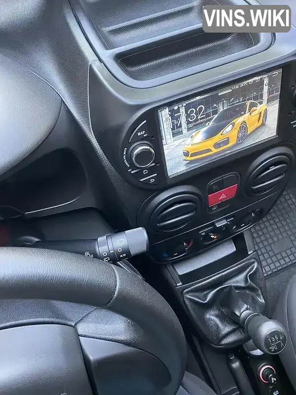 Фото автомобіля