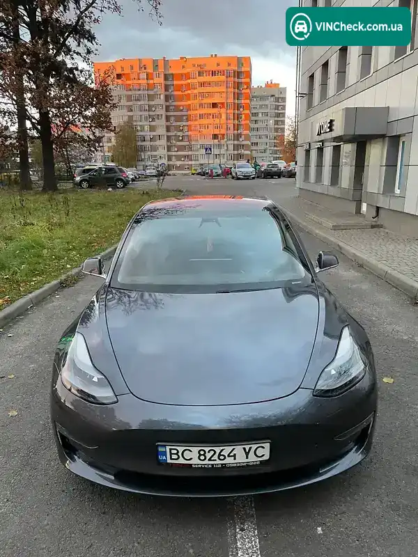 Tesla Model 3 2018, фото з оголошення 2 з 15, VIN 5YJ3E1EB4JF066035