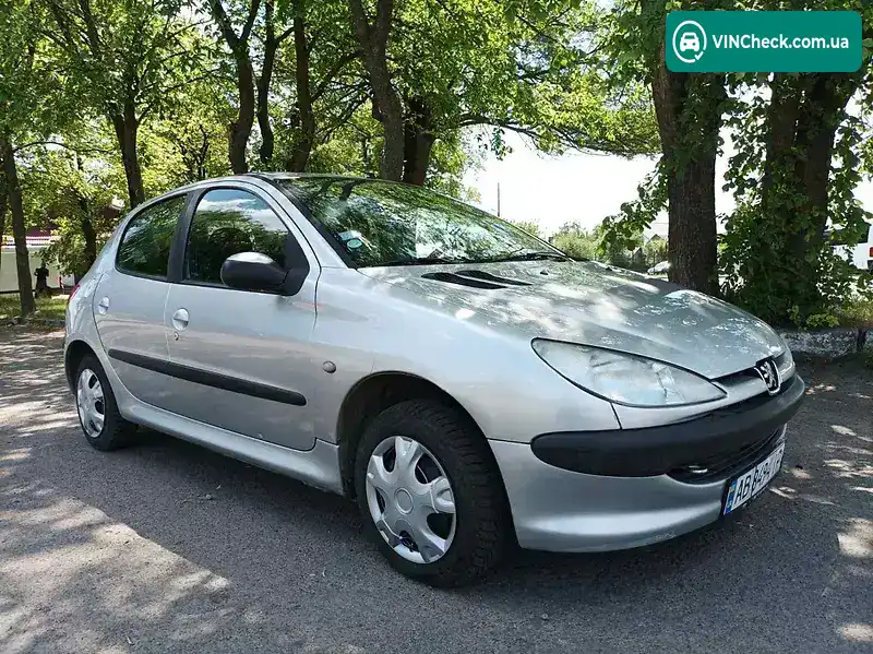 Peugeot 206 2003, фото з оголошення 1 з 18, VIN VF32A8HXF43108460