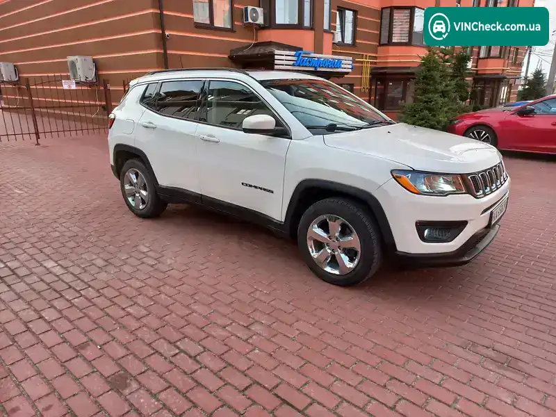 Jeep Compass 2018, фото з оголошення 2 з 9, VIN 3C4NJCBB1JT502569