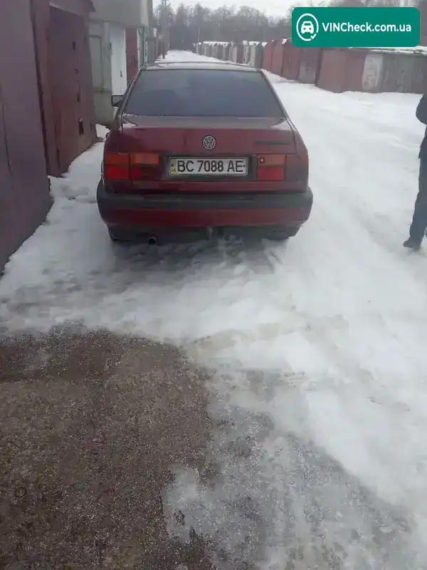 Volkswagen Vento 1992, фото з оголошення 2 з 6, VIN WVWZZZ1HZNW273835