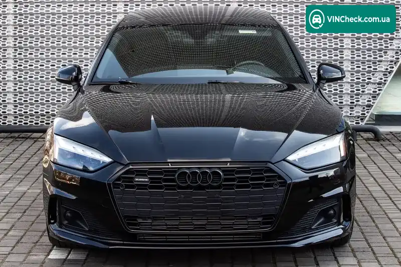 Audi A5 2021, фото з оголошення 2 з 20, VIN WAUCNCF5XLA006709