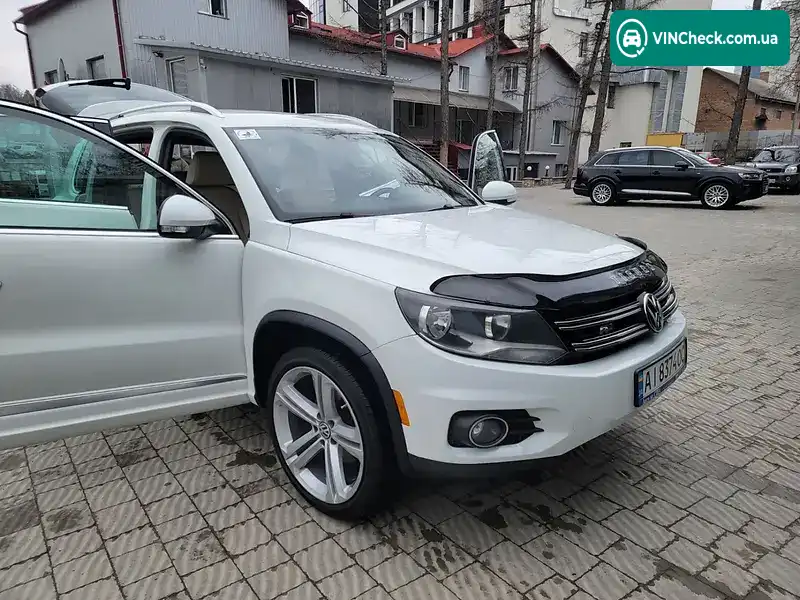 Volkswagen Tiguan 2015, фото з оголошення 1 з 11, VIN WVGAV7AX1GW053772