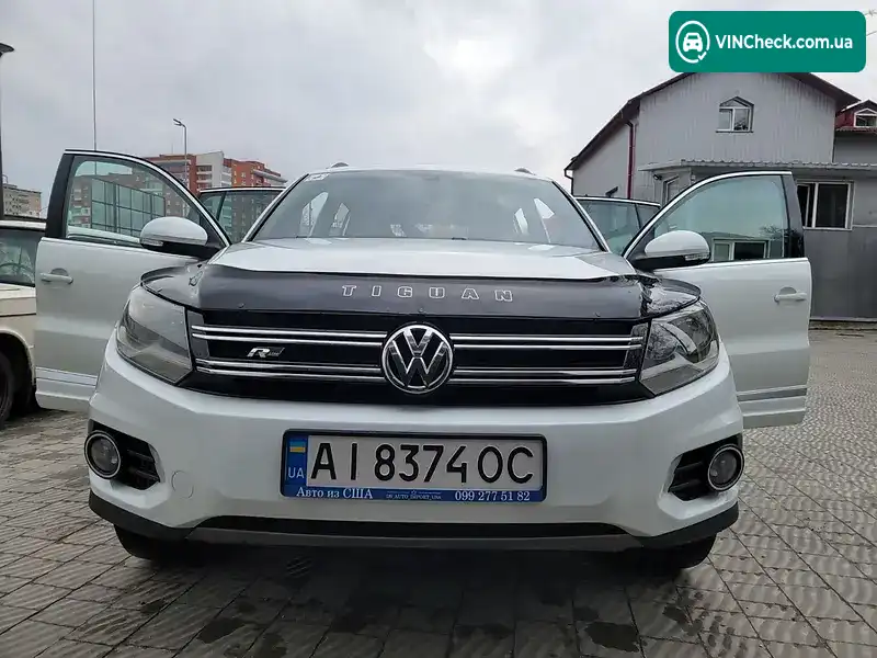 Volkswagen Tiguan 2015, фото з оголошення 2 з 11, VIN WVGAV7AX1GW053772
