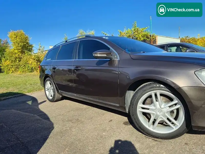 Volkswagen Passat 2013, фото з оголошення 2 з 20, VIN WVWZZZ3CZEE044981