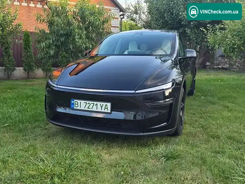 Tesla Model Y 2025, фото з оголошення 2 з 19, VIN 7SAYGDEE6TF449122