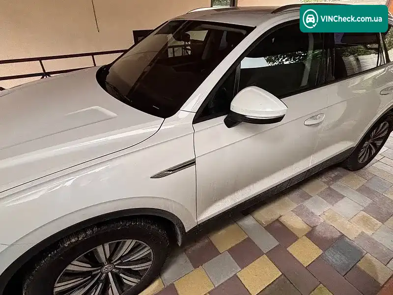 Volkswagen Touareg 2019, фото з оголошення 1 з 18, VIN WVGZZZCRZLD008415