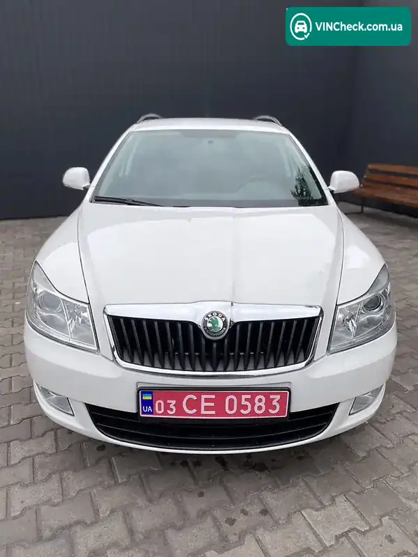 Skoda Octavia 2010, фото з оголошення 2 з 20, VIN TMBKK61Z0A2070431