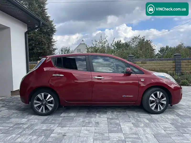 Nissan Leaf 2016, фото з оголошення 2 з 14, VIN SJNFAAZE0U6050418