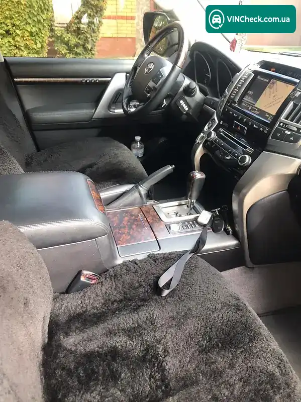 Toyota Land Cruiser 2013, фото з оголошення 2 з 16, VIN JTMHV05J104120033