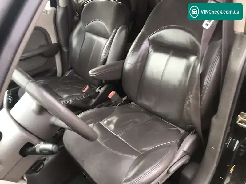 Chrysler PT Cruiser 2001, фото з оголошення 2 з 19, VIN 1C8FYN8942T244088