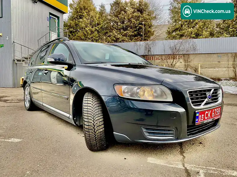 Volvo V50 2010, фото з оголошення 1 з 11, VIN YV1MW76F2A2577327