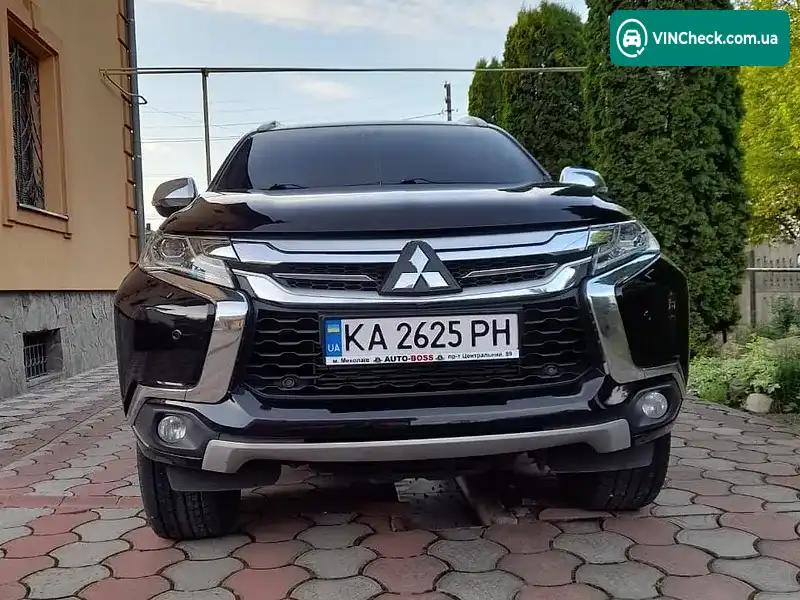 Mitsubishi Pajero Sport 2019, фото з оголошення 1 з 11, VIN MMCGUKS10KHZ00521