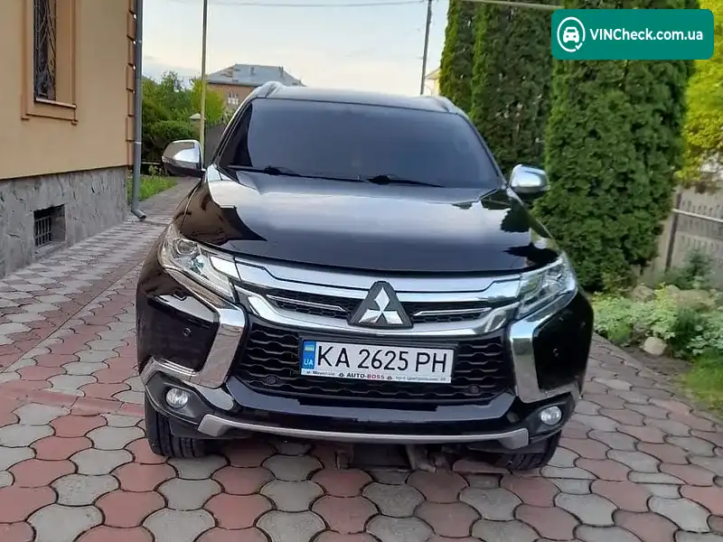 Mitsubishi Pajero Sport 2019, фото з оголошення 2 з 11, VIN MMCGUKS10KHZ00521
