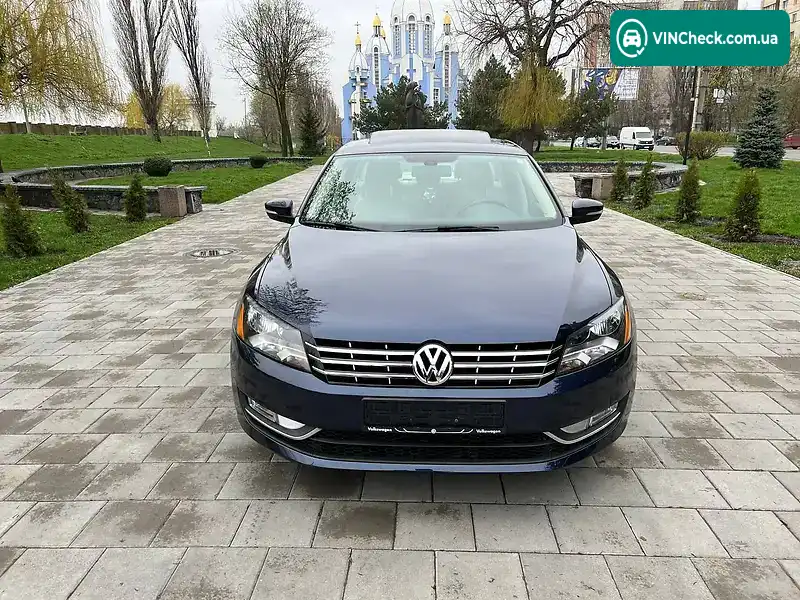 Volkswagen Passat 2014, фото з оголошення 1 з 20, VIN 1VWCV7A39FC010305