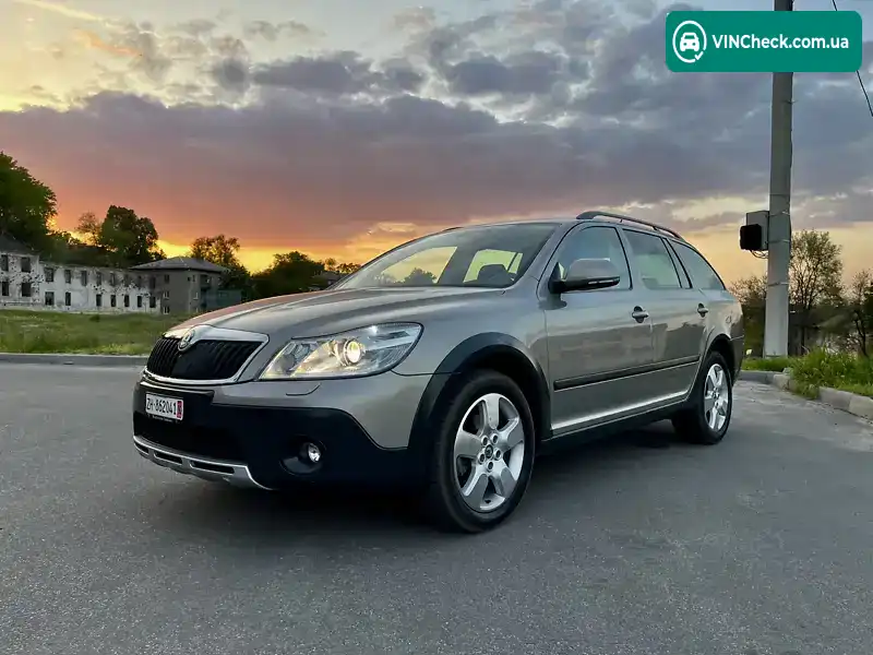 Skoda Octavia Scout 2010, фото з оголошення 2 з 20, VIN TMBKK61Z8A2045857