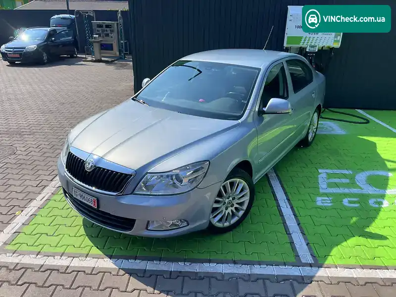 Skoda Octavia 2010, фото з оголошення 2 з 20, VIN TMBBK61Z5A8012361